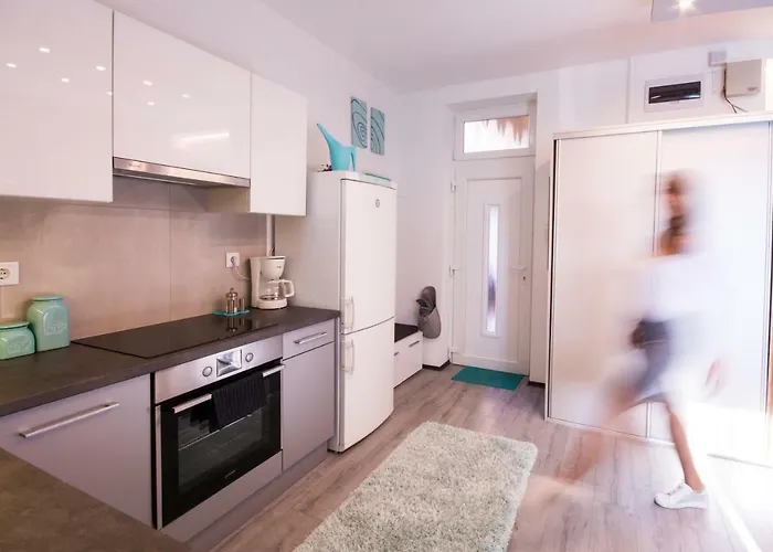 Lägenhet Petra's Tranquil Nest In Downtown *