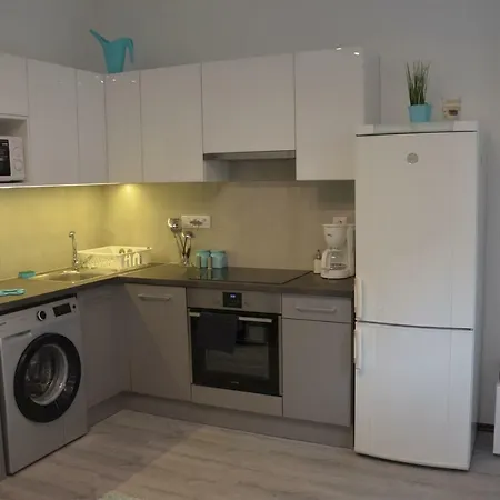 Petra's Tranquil Nest In Downtown Appartement