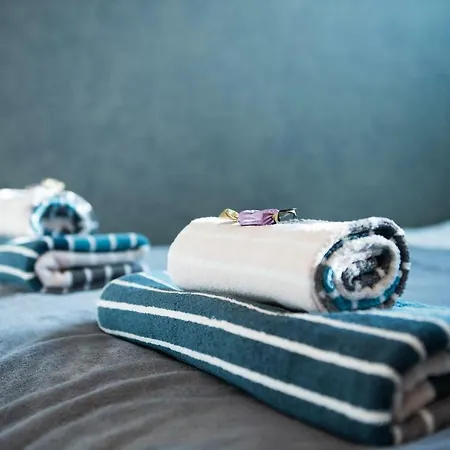 Petra's Tranquil Nest In Downtown Appartement *